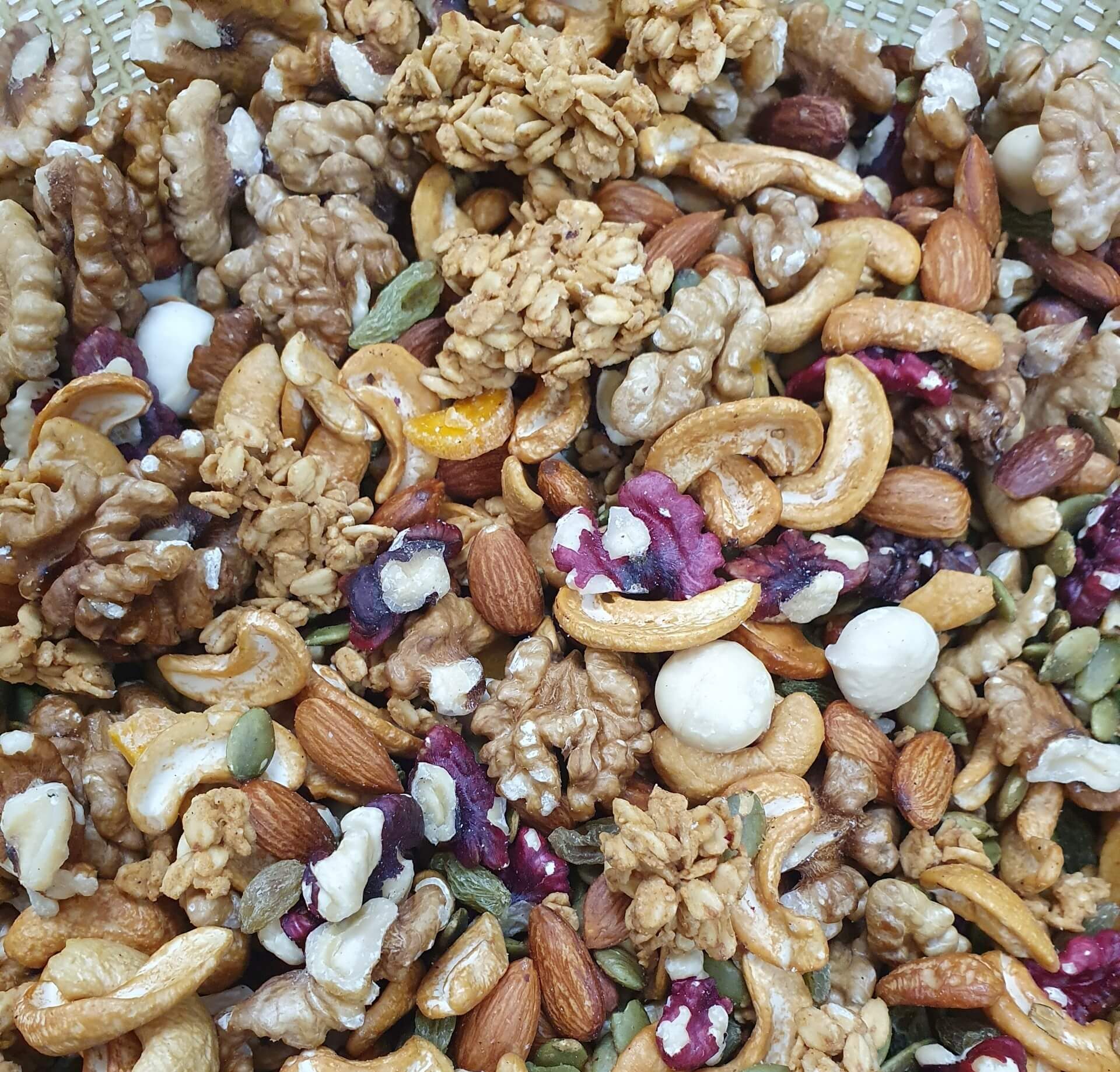 ngu coc granola sieu hat 3 e1708936200443