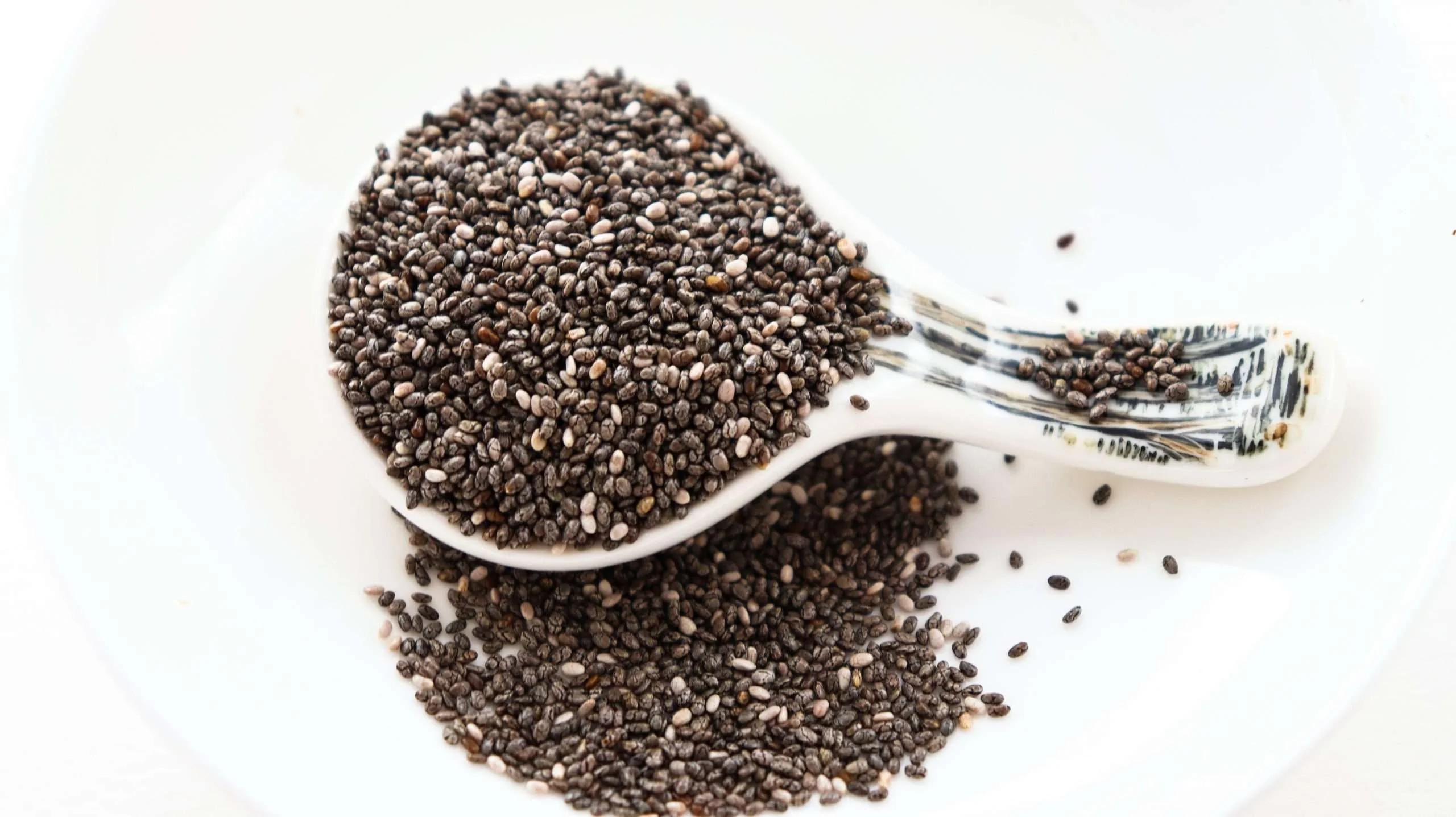 cách giảm cân bằng hạt chia